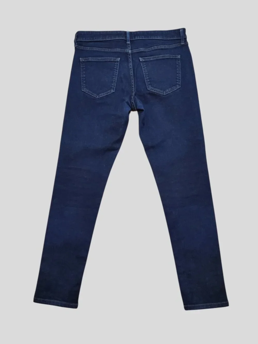 UNIQLO SZ 31 Men's Ultra Stretch Skinny-Fit Low-rise Tapered Jeans Dark Wash